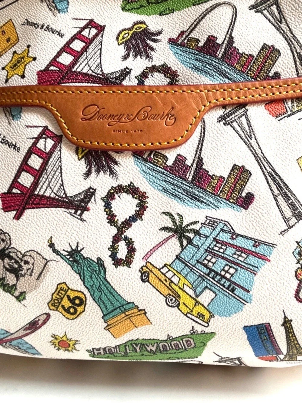 NWOT Dooney & Bourke East West Colins Hobo Bag Americana Icon Landmarks Bag